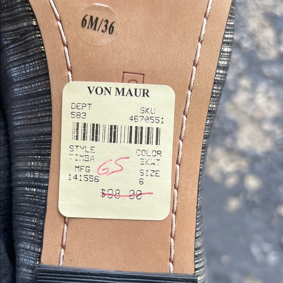 New Vince Camuto leather Women's Flats in Black and Silver - Picture 10 of 14